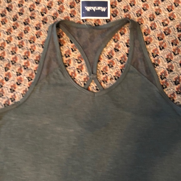 NWT New Balance Racerback Workout Tank size M - Picture 2 of 10